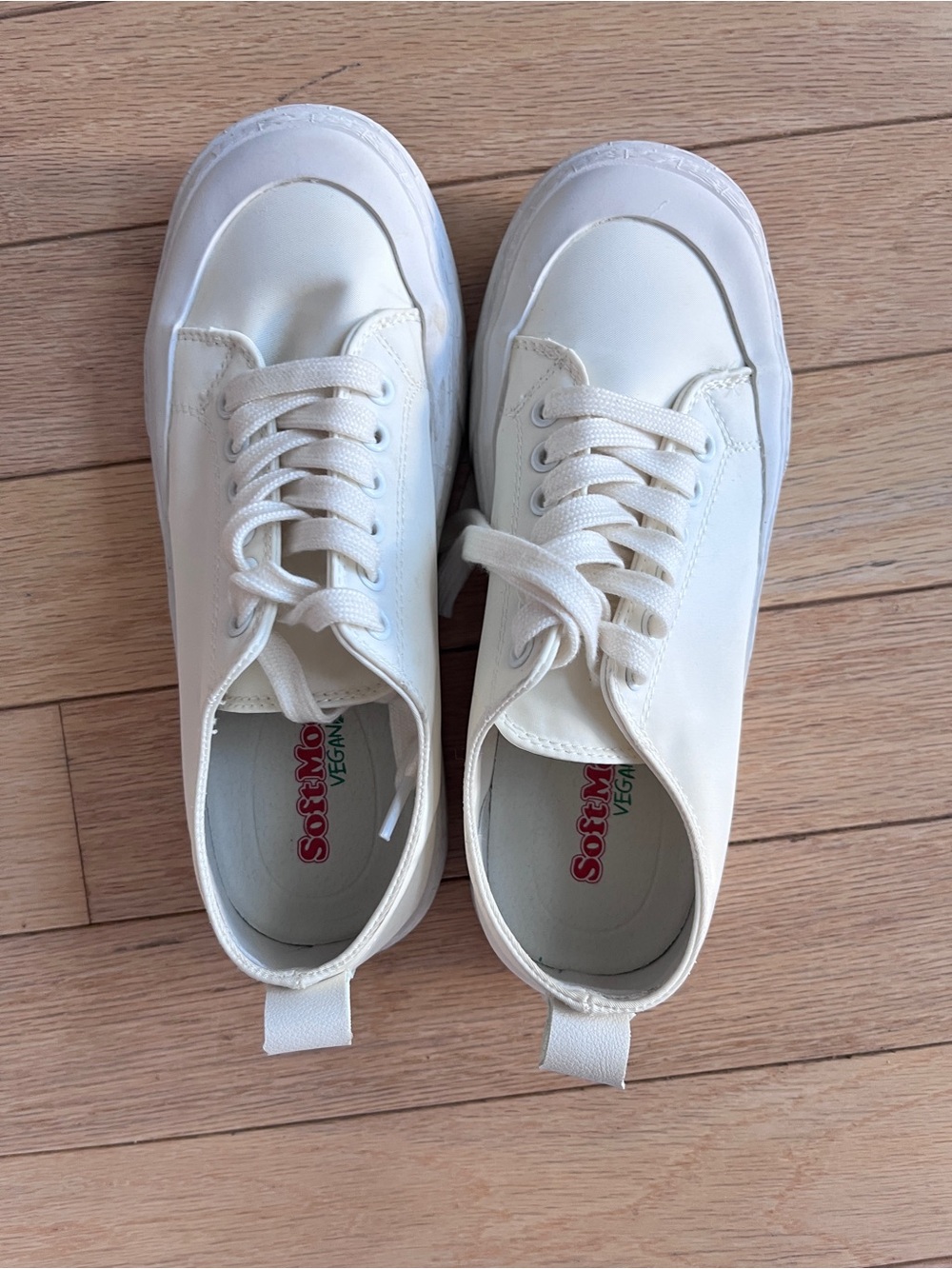 SoftMo White Vegan Low-Top Sneakers for Women